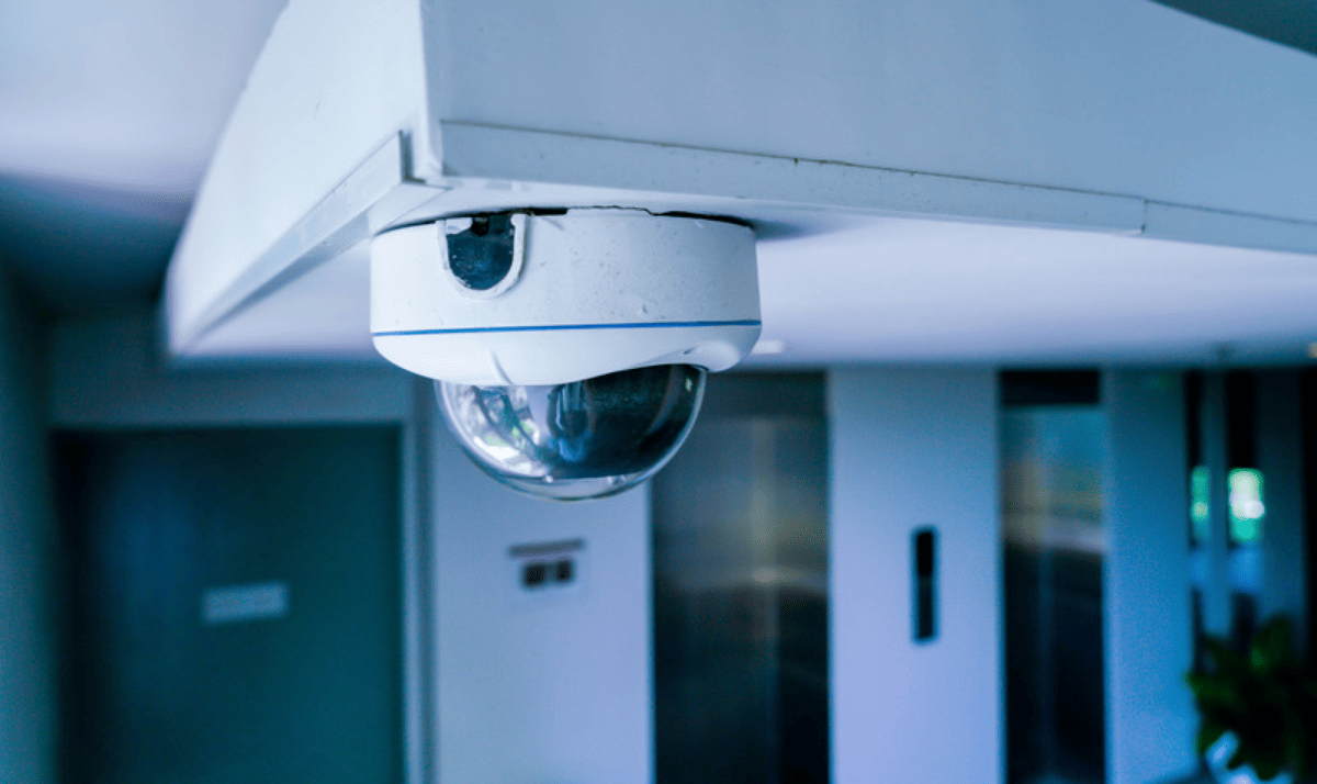 Système intégré de données et d'IoT pour des environnements physiques efficaces.