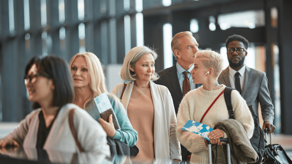 gestion en temps réel du flux des files d'attente à l'aide de la vision par ordinateur pour la solution de gestion des files d'attente.